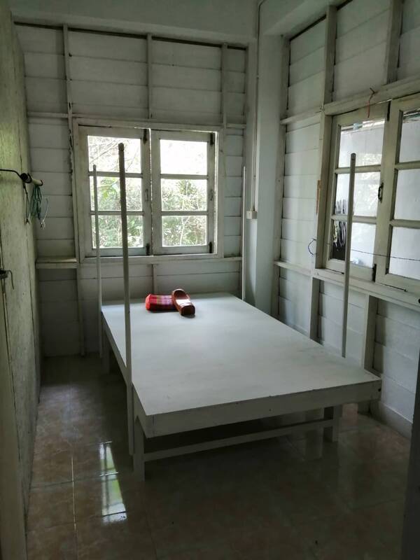 อาคารที่พักผู้ปฏิบัติธรรมสุภาพสตรี